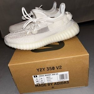 USED adidas Yeezy Boost 350 V2 Bone Sz 6